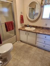 SKYLINE CORP HILLCREST Mobile Home