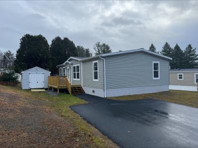 Mobile Home at 4 Tamarack Dr Norway, ME 04268