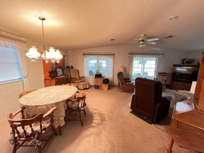 Photo 3 of 8 of home located at 403 Keuka Drive Auburndale, FL 33823