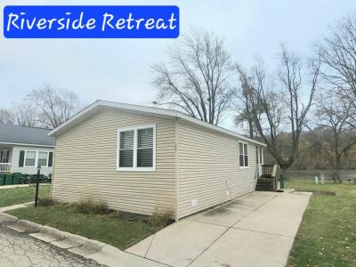 Mobile Home at 185 Bayview Road Elgin, IL 60123