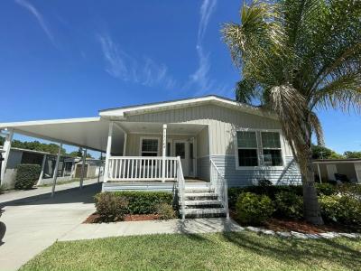 Mobile Home at 13145 Grape Avenue Grand Island, FL 32735