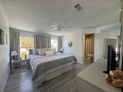 Photo 6 of 13 of home located at 1062 SE Ninja Street Crystal River, FL 34429