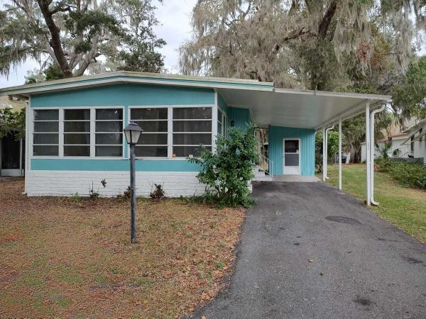 Photo 1 of 1 of home located at 2318 NW 47th Circle Lot 143 Ocala, FL 34482