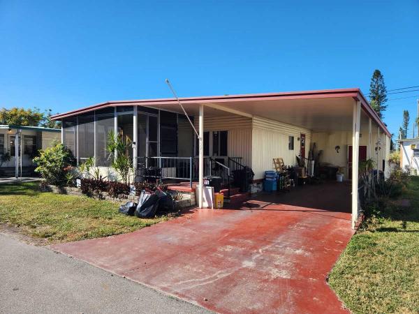 1976 SOUT Mobile Home For Sale