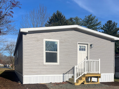 Mobile Home at 5 Standish Lane Hereford, PA 18056