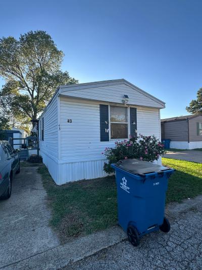 Mobile Home at 13223 Fish Rd Lot #43 Dallas, TX 75253