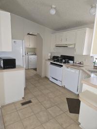 1991 Fleetwood Sunpointe Manufactured Home