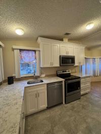 1990 BARR Manufactured Home