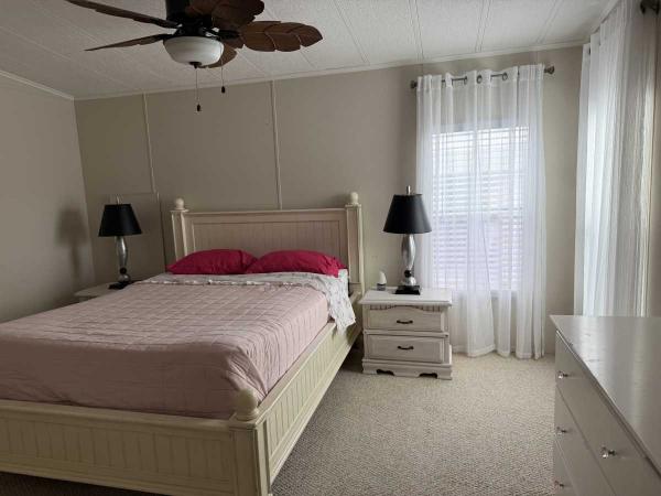 1985 Dutch HS Manufactured Home