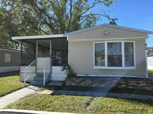 Photo 1 of 2 of home located at 11211 East Bay Rd. Unit 92 Gibsonton, FL 33534