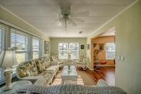 1985 Coro Manufactured Home