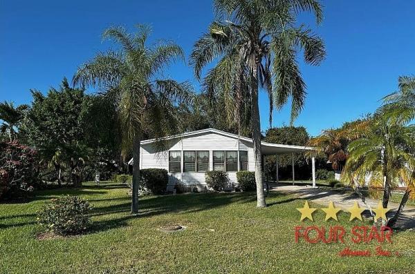 Photo 1 of 2 of home located at 3208 E Derry Dr Sebastian, FL 32958