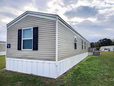 Photo 3 of 3 of home located at 120 Banyan Ave Lumberton, NC 28358