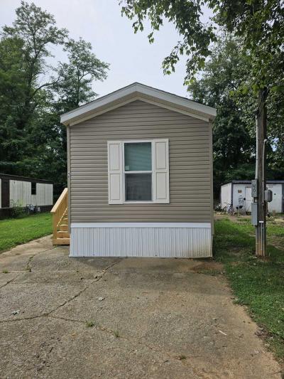 Mobile Home at 3416 Kramers Ln Louisville, KY 40216