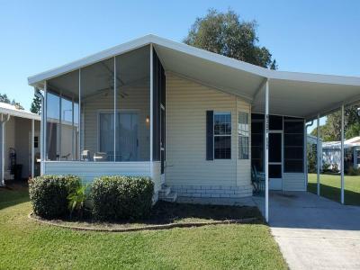 Mobile Home at 6305 Presidential Cir Zephyrhills, FL 33540