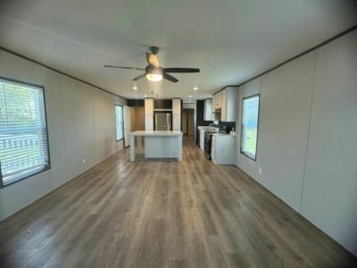 Mobile Home at 11 Open Range Trail Willis, TX 77318