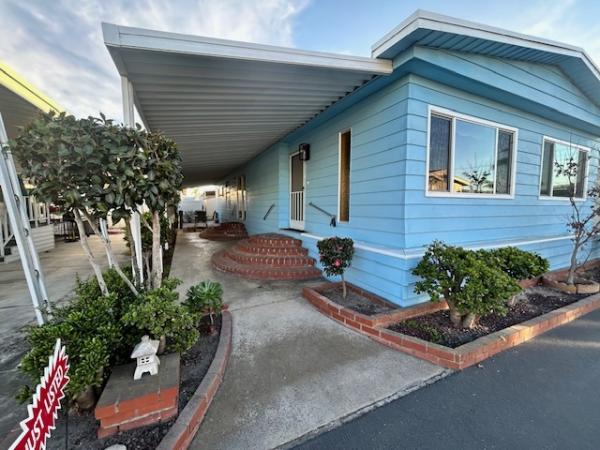 1972 Pomona Really High Ceilings Mobile Home