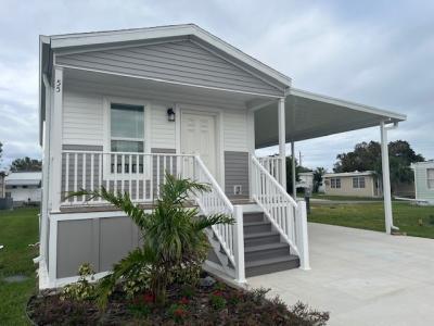 Photo 4 of 8 of home located at 3223 N Lockwood Ridge Rd #55 Sarasota, FL 34234