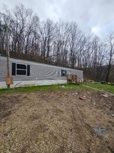 Mobile Home at 45 Private Dr 2050 County Rd 22 Ironton, OH 45638