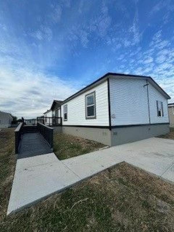 2016 Clayton Homes Inc Mobile Home For Rent