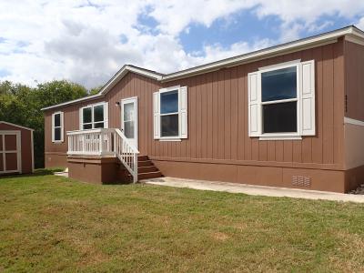 Mobile Home at 7460 Kitty Hawk Rd. Site 393 Converse, TX 78109