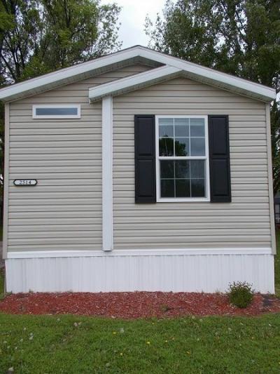 Mobile Home at 2514 Lawndale Road Lot 274 Grand Forks, ND 58201