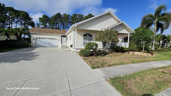 Photo 1 of 2 of home located at 2420 Pier Drive Ruskin, FL 33570