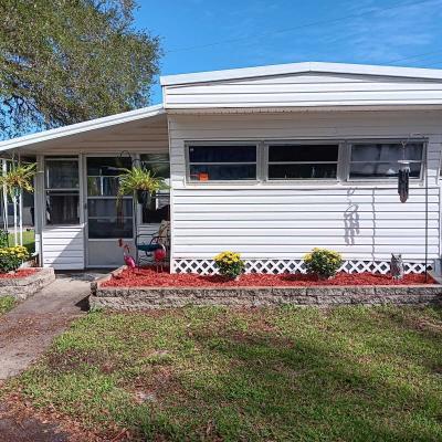 Mobile Home at 809 W Colonial Cir Daytona Beach, FL 32117