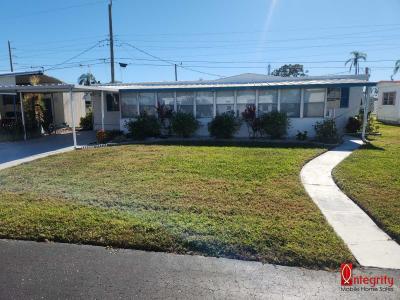 Mobile Home at 1008 52nd Avenue Blvd West Bradenton, FL 34207