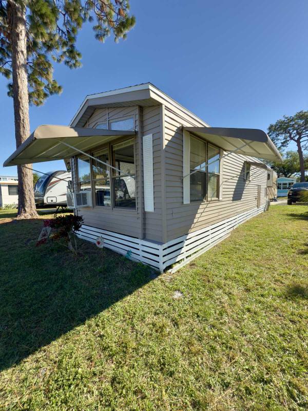 1990 SHORE Mobile Home For Sale