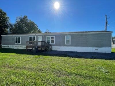 Mobile Home at 13490 Oak Place Rd Lot 84 Gonzales, LA 70737