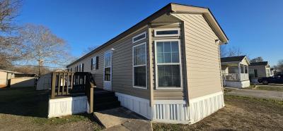 Mobile Home at 9605 W Us Highway 90 Lot #285 San Antonio, TX 78245