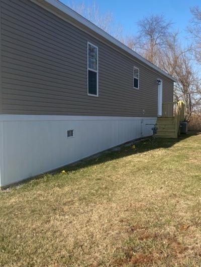 Photo 2 of 23 of home located at 330 Mosswood Lane #330 Iowa City, IA 52246