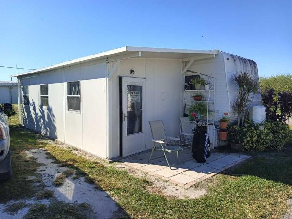 2008 RVIS Mobile Home For Sale