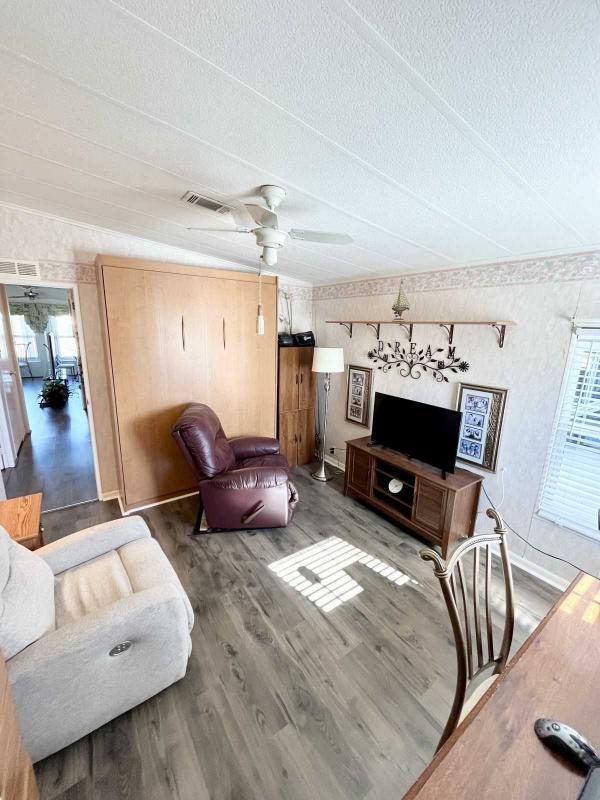 1983 Twin Manufactured Home