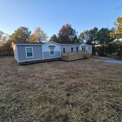 Mobile Home at 108 Dogwood Farms Ct Townville, SC 29689