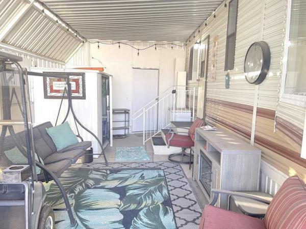 1989 Cavco Manufactured Home