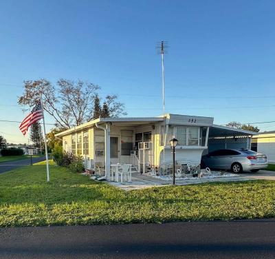 Mobile Home at 918Reed Canal Rd Lot 352 South Daytona, FL 32119