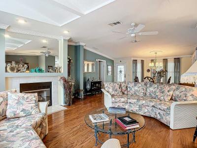 Photo 4 of 23 of home located at 107 Cypress Grove Lane Ormond Beach, FL 32174