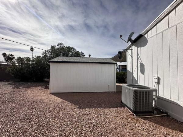 1985 Fleetwood Sandalwood Manufactured Home