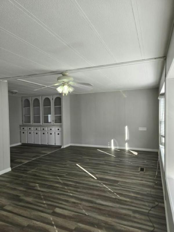 Photo 1 of 2 of home located at 311 48th Ave. Dr. West Bradenton, FL 34207