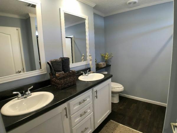 2019 Clayton - Addison Palm Beach Mobile Home