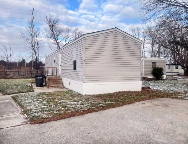 2018  Mobile Home For Sale