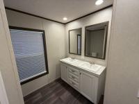 2022 BREEZE FARMHOUSE 38CLB28724BH2 Manufactured Home
