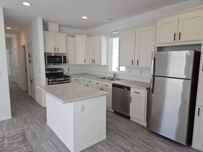 Photo 4 of 8 of home located at 2305 W Ruthrauff Rd #A40 Tucson, AZ 85705