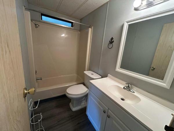 1984 HS BARR Manufactured Home