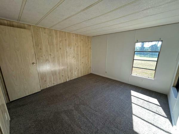 1984 HS BARR Manufactured Home