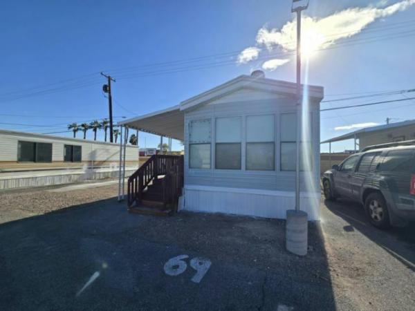 1989 SKY Mobile Home For Sale