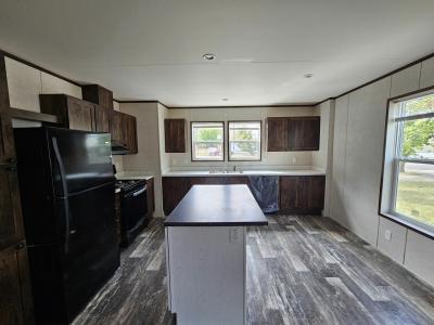 Mobile Home at 5943 South Robin Drive Lot 386 Saginaw, MI 48601