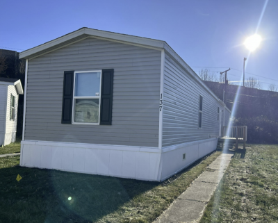 Mobile Home at 2737 W. Washington Center #137 Fort Wayne, IN 46818